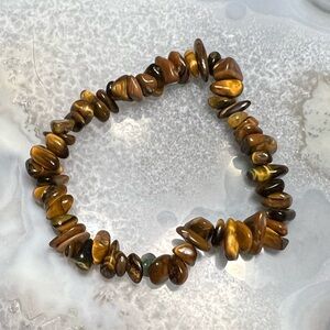 💜3 for 25💜 Tiger Eye Crystal Chip Stretch Bracelet NWOT
